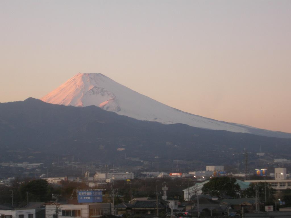 Hotel Ermou Regency Numazu Exteriör bild